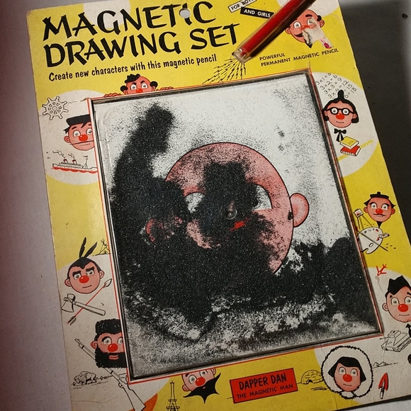 Vintage Dapper Dan The Magnetic Man Drawing Set - Picture 4 of 8